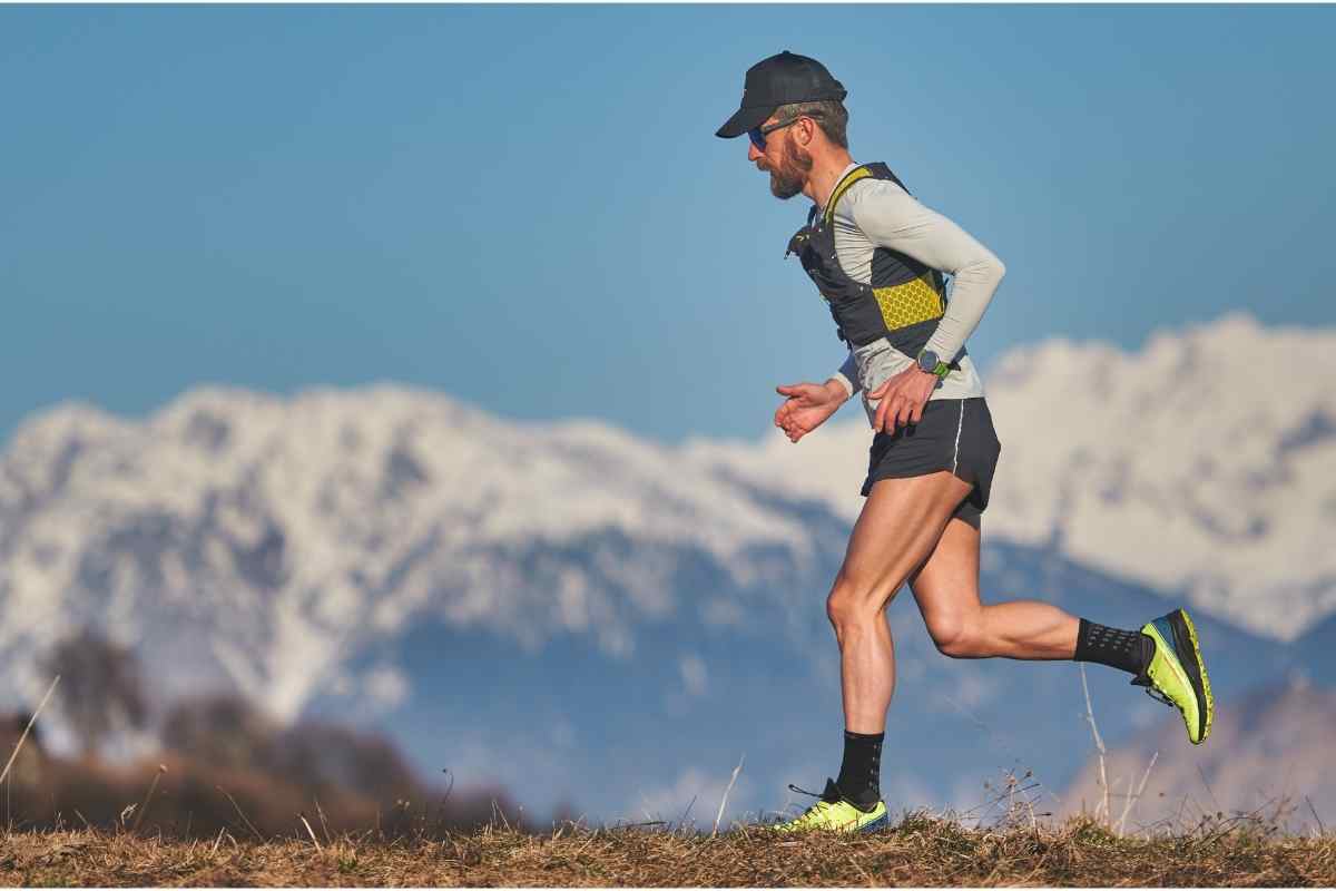 atleta in montagna